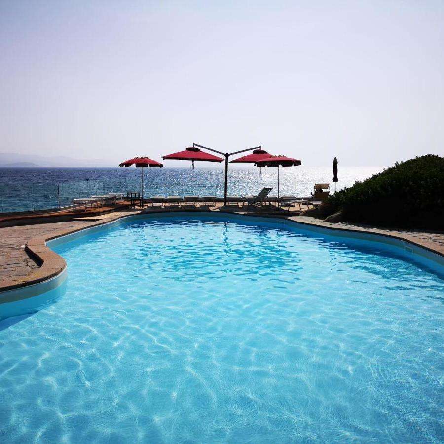Piscina panoramica del villaggio Santa Teresa - Club Esse Shardana