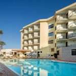 Rina Hotel Alghero piscina esterna con solarium